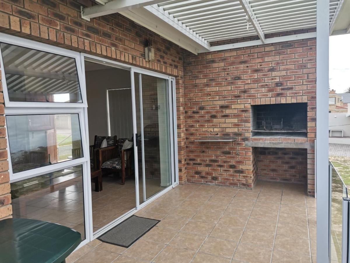 Muir Holiday Apartments Stilbaai Exterior foto