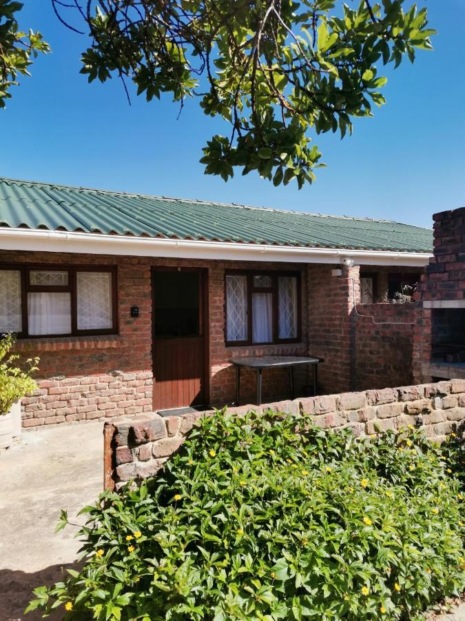 Muir Holiday Apartments Stilbaai Exterior foto