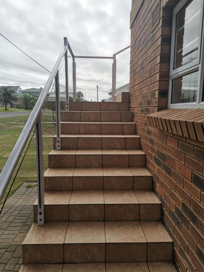 Muir Holiday Apartments Stilbaai Exterior foto