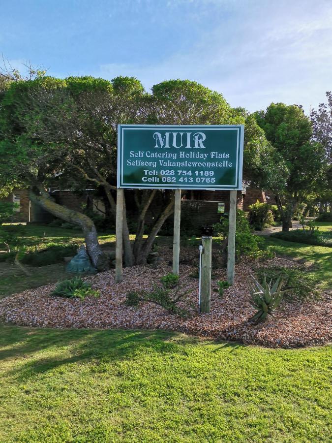 Muir Holiday Apartments Stilbaai Exterior foto