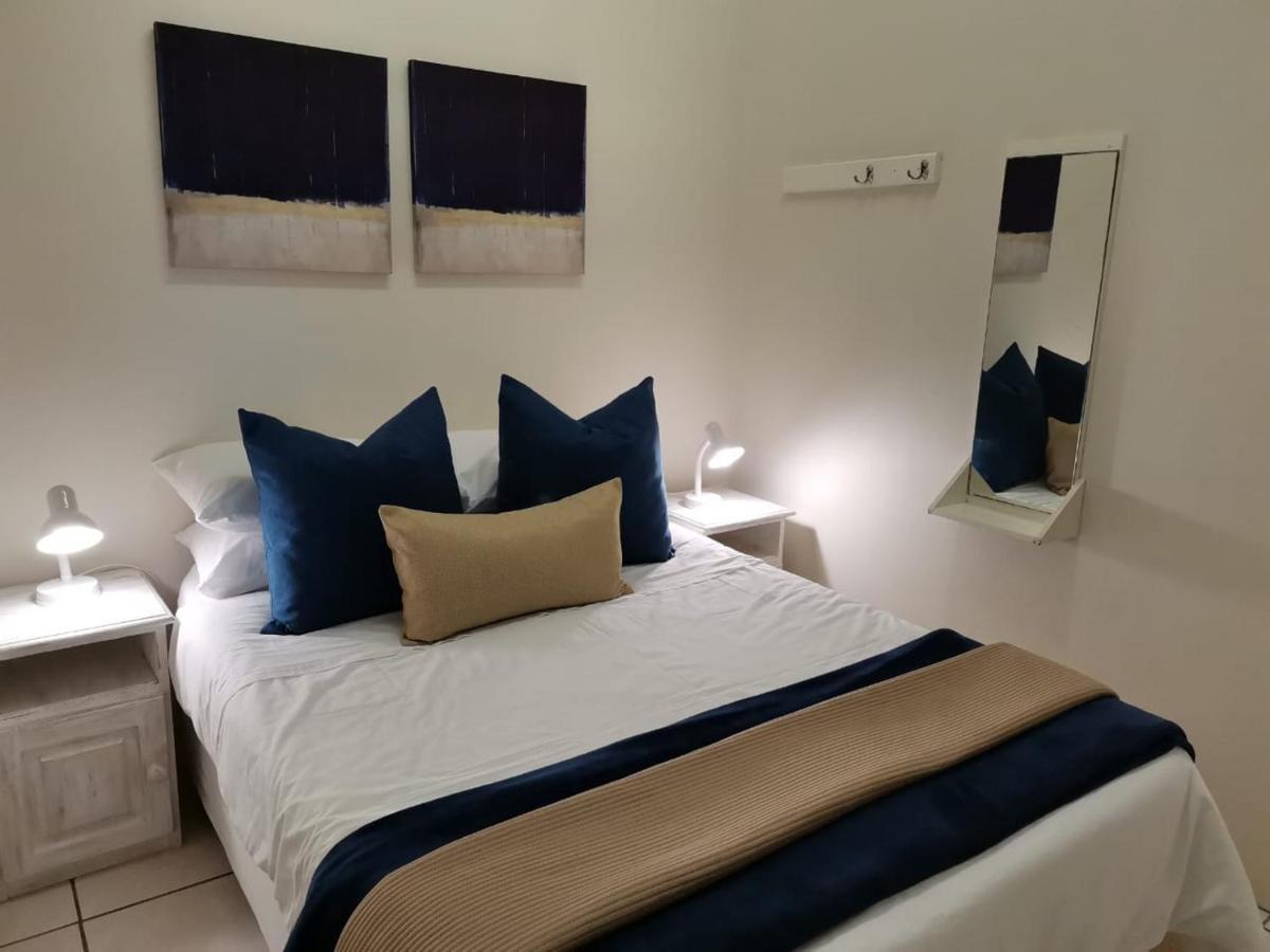 Muir Holiday Apartments Stilbaai Exterior foto